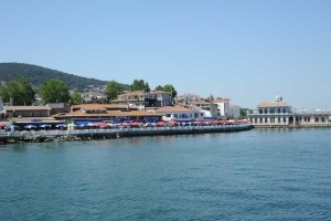 Büyükada Centre - Fish Restaurants on the Shore